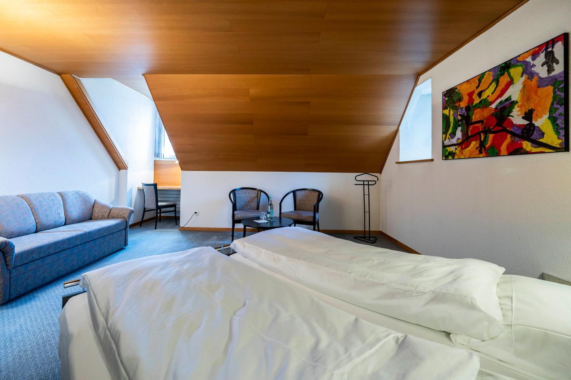 Hotel Restaurant Krone Aarberg Dış mekan fotoğraf